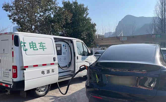 徽县汽车搭电